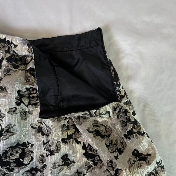Forever 21 Metallic A Line Bubble Skirt Floral Mini Black Silver Size M - Picture 3 of 9